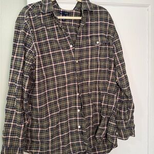 GAP Green Plaid Casual Button Down Shirt